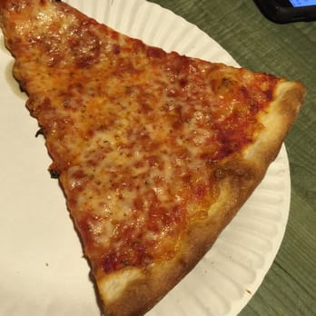 Ipie Pizzeria - Reg slice - Pizza Near Me - Killington, Vermont Ipie Pizzeria - Reg slice - Pizza Near Me - Killington, Vermont