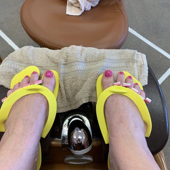 Nail Center - Nail Salons Near Me - Roanoke, Virginia