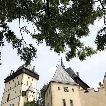 Hrad Karlštejn - Castles Near Me - Karlštejn, ST