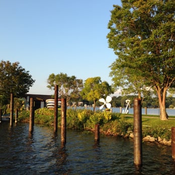 Sea Suites Boat & Breakfast - Dock view - Bed & Breakfast Near Me - Douglas, Michigan Sea Suites Boat & Breakfast - Dock view - Bed & Breakfast Near Me - Douglas, Michigan