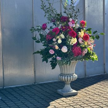 Flowers by Myrna - Florists Near Me - Oakland, California