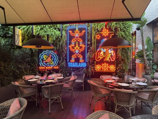 JNcQUOI Asia by null