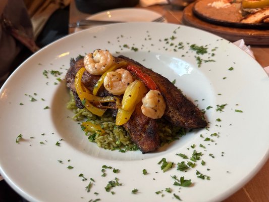 Gloria's Latin Cuisine by null