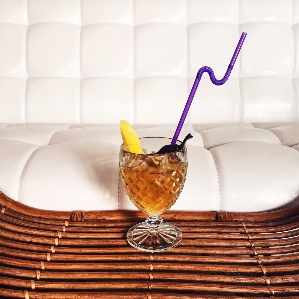 THE FIX LOUNGE Updated April 2024 825 Houston St, Chattanooga