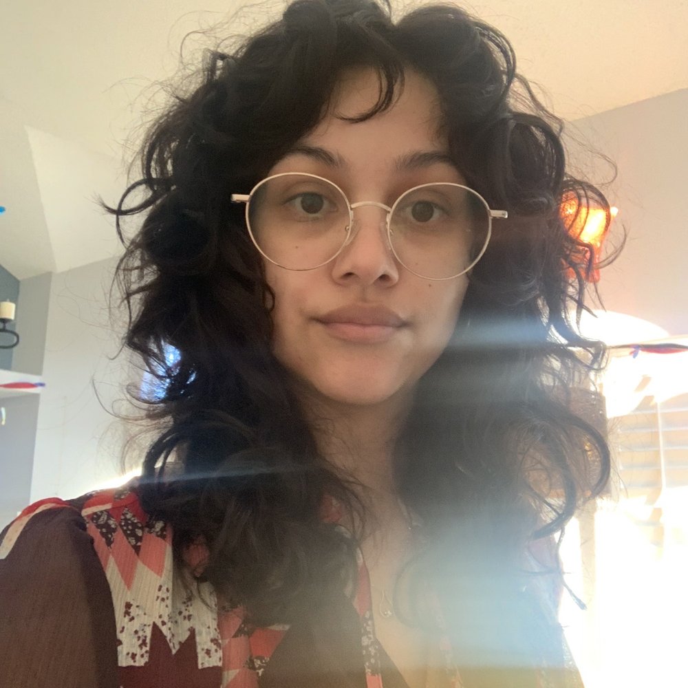 Elle Reve Ave - The shape she gave me. Short too layers, and not volume in the middle. A completely different shape than I asked for. - Hair Salons Near Me - Glendale, California