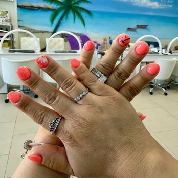 Luxury Nail & Spa - Diane did such an amazing job with my full set for Hawaii. I would definitely recommend her!!! - Nail Salons Near Me - Wildomar, California Luxury Nail & Spa - Diane did such an amazing job with my full set for Hawaii. I would definitely recommend her!!! - Nail Salons Near Me - Wildomar, California
