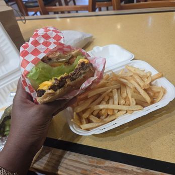 Kabab Burger Mediterranean Grill - Mmmm - Mediterranean Near Me - Lafayette, California