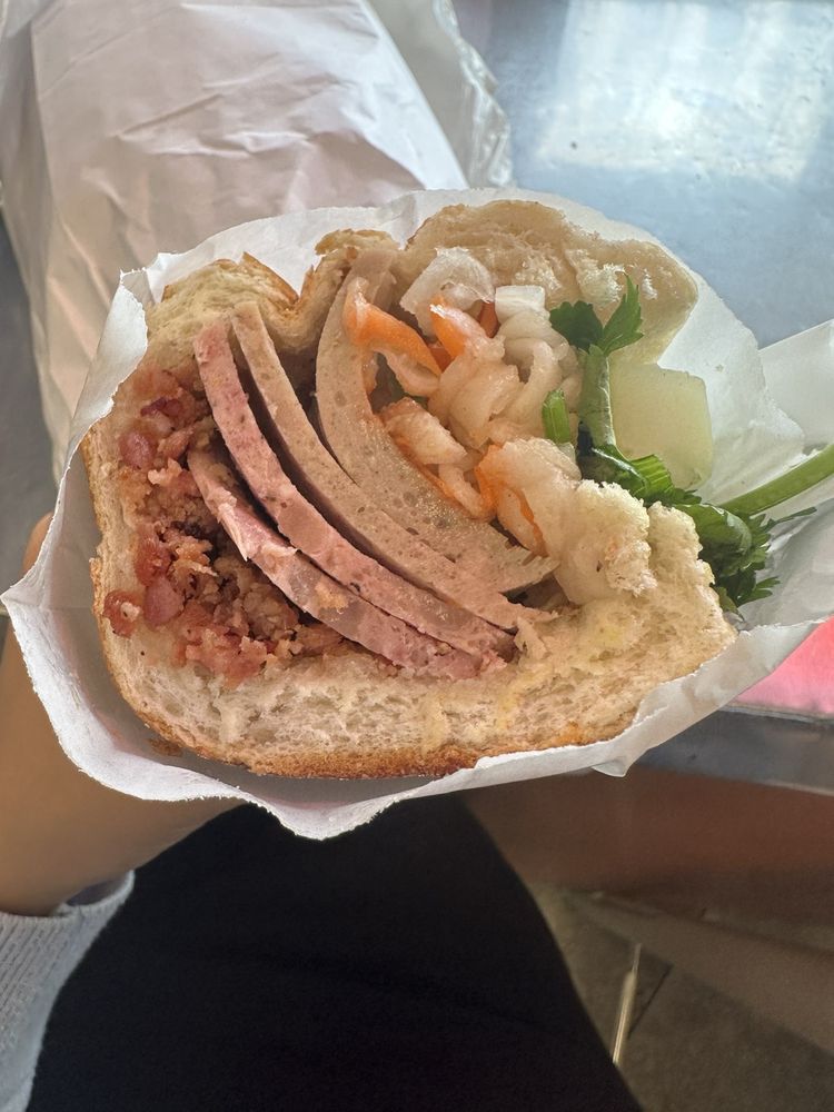 Saigon Vietnamese Sandwich Deli