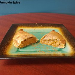 Derosa's - Pumpkin Spice Empanada