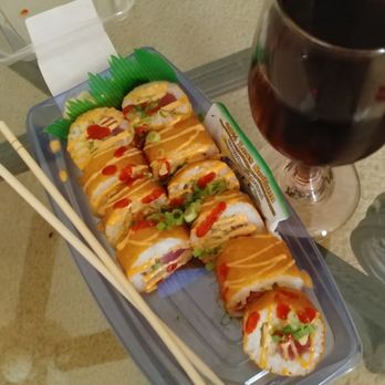 Harris Teeter - Mango Festive Wrap Spicy Tuna. (with rice) paired w/ sweet red wine..... H.T. is my go to for my sushi fix, made fresh daily. - Grocery Near Me - Greensboro, North Carolina Harris Teeter - Mango Festive Wrap Spicy Tuna. (with rice) paired w/ sweet red wine..... H.T. is my go to for my sushi fix, made fresh daily. - Grocery Near Me - Greensboro, North Carolina