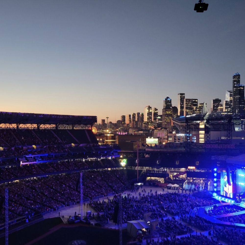 T-Mobile Park - Beautiful view of downtown while the sun sets. - Stadiums & Arenas Near Me - Seattle, Washington T-Mobile Park - Beautiful view of downtown while the sun sets. - Stadiums & Arenas Near Me - Seattle, Washington