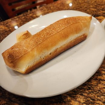 Trattoria del Sole - Complimentary bread - Beer, Wine & Spirits Near Me - Sherman Oaks, California Trattoria del Sole - Complimentary bread - Beer, Wine & Spirits Near Me - Sherman Oaks, California