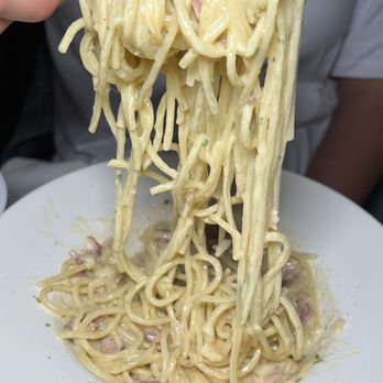 Fragole Ristorante - Spaghetti alla Carbonara - Italian Near Me - Brooklyn, New York