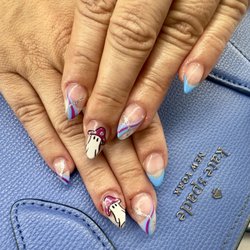 Aura Nails & Spa - Mushroom Ghost