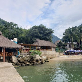 El Embarcadero - Beautiful views at the mountains - Seafood Near Me - Boca de Tomatlán, JAL