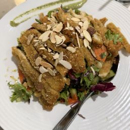 Pesto jungle salad with schnitzel. Yum! Pesto jungle salad with schnitzel. Yum!