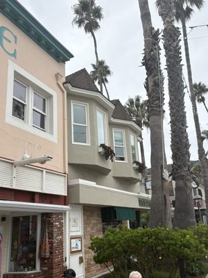 Snug Harbor Inn by null