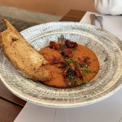 Obicà - Red bell pepper hummus