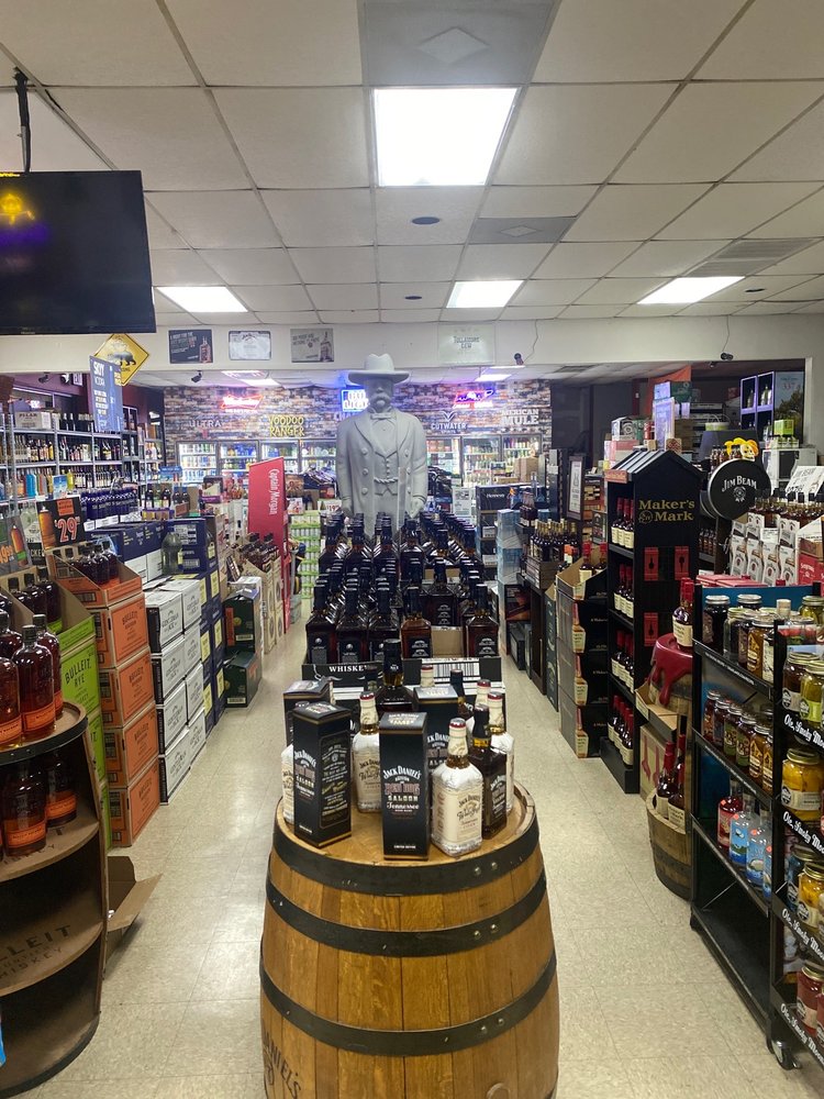 CHAMPION LIQUOR STORE Updated April 2024 152 Donelson Pike