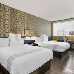 Glō Best Western Pooler - Savannah Airport Hotel