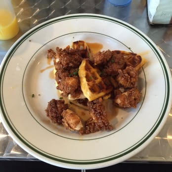 HangOverEasy - Chicken & Waffles - Breakfast & Brunch Near Me - Cincinnati, Ohio