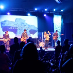 Briarlake Church - Backlot Worship Service