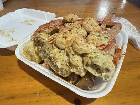 Britt Bratt’s Garlic Crabs by null