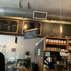 JoLa Cafe - Inside
