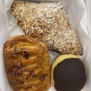 Paris Baguette - Pastries - Bakeries Near Me - Grand Prairie, Texas Paris Baguette - Pastries - Bakeries Near Me - Grand Prairie, Texas