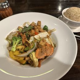 Pad Krapraw with Tofu and Veggies Pad Krapraw with Tofu and Veggies
