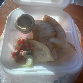 Chili's - Bacon Ranch Quesadillas - American Near Me - Morrow, Georgia
