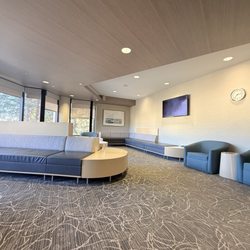 UCLA Health Palos Verdes Imaging & Interventional Center - Waiting area