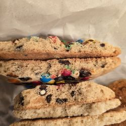 French's Pastry Bakery - Dry cookie