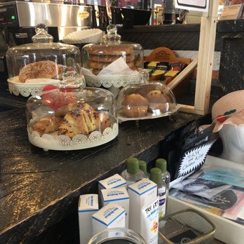 Corner Cafe - Great selection of baked treats - Cafes Near Me - Cliffside Park, New Jersey