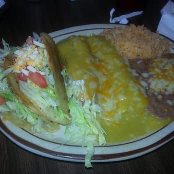 Ramona's Cafe - Combo 1 goodness... (wasn't a fan of the tamales though) - Mexican Near Me - Lordsburg, New Mexico