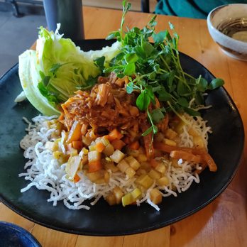 Do Chay - Jack fruit lettuce wrap - Vietnamese Near Me - Vancouver, British Columbia
