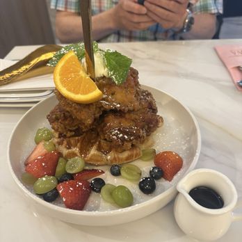 GIWA - Chicken croffle - Breakfast & Brunch Near Me - Santa Clara, California GIWA - Chicken croffle - Breakfast & Brunch Near Me - Santa Clara, California