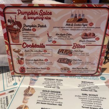 JoJo's Shake Bar - Orlando - Desserts Near Me - Orlando, Florida JoJo's Shake Bar - Orlando - Desserts Near Me - Orlando, Florida