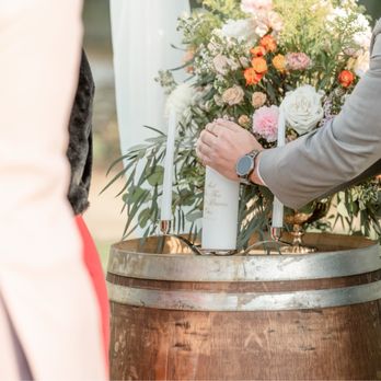 Ainara Blooms - Floral Designers Near Me - Daly City, California
