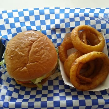 Pappa Geno's - Cheeseburger and onion rings - Sandwiches Near Me - Houston, Texas