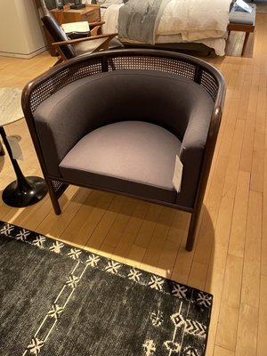 Crate & Barrel by null