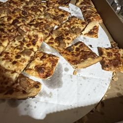 Pizza 150 - Floor pizza, luckily it didn't have any sauce or it could have been a mess.