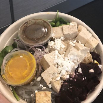 ImPerfect Fresh Eats - Tofu noodle bowl - Salad Near Me - Toronto, Ontario