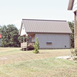Lost Trail Cabins - Outside of Cabins