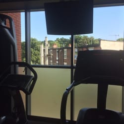 Pentahotel Ipswich - Small but adequate gym located on the first floor