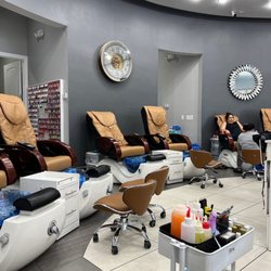 Classic Nails & Spa
