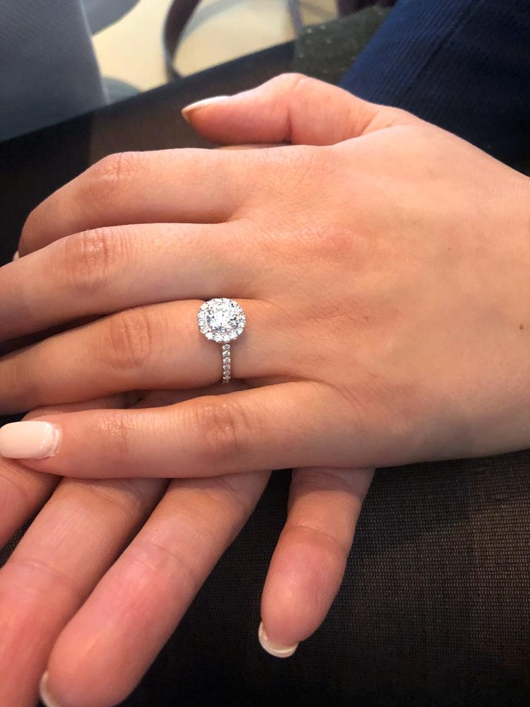 CASH FOR GOLD JEWELRY EXCHANGE 24 Photos 3695 Hempstead Tpke