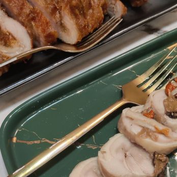 Supreme Dumplings - Pork chop and drunken chicken - Shanghainese Near Me - Bellevue, Washington