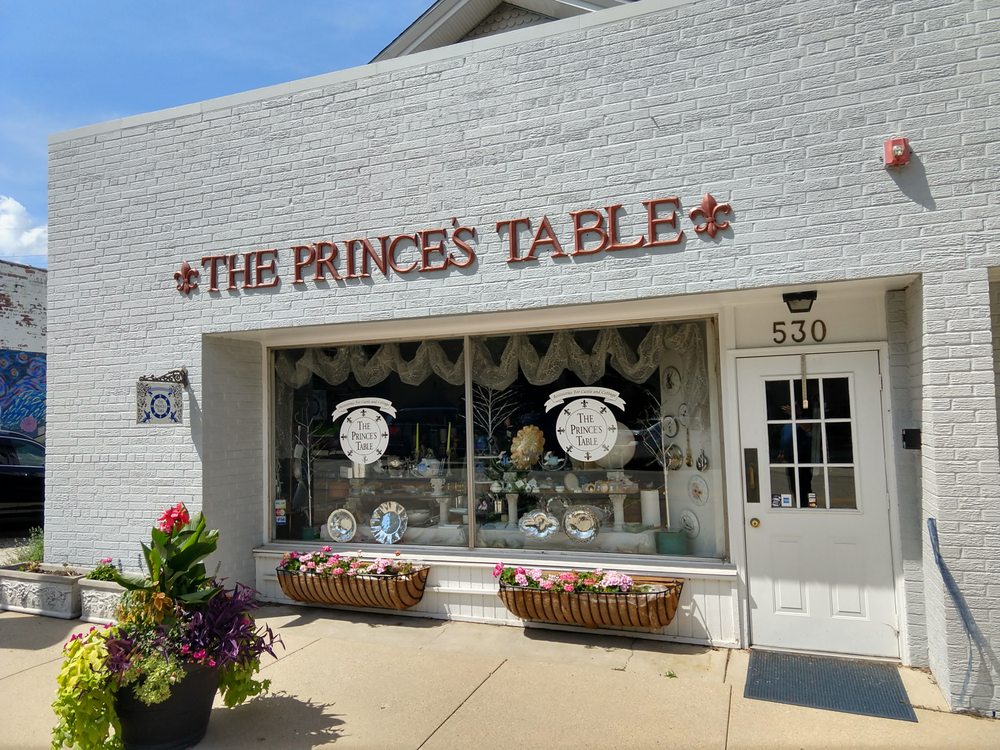 THE PRINCE’S TABLE Updated October 2024 21 Photos 530 Duane St