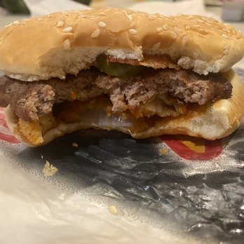 Carl's Jr - Spicy Western Burger - Burgers Near Me - Roseburg, Oregon Carl's Jr - Spicy Western Burger - Burgers Near Me - Roseburg, Oregon